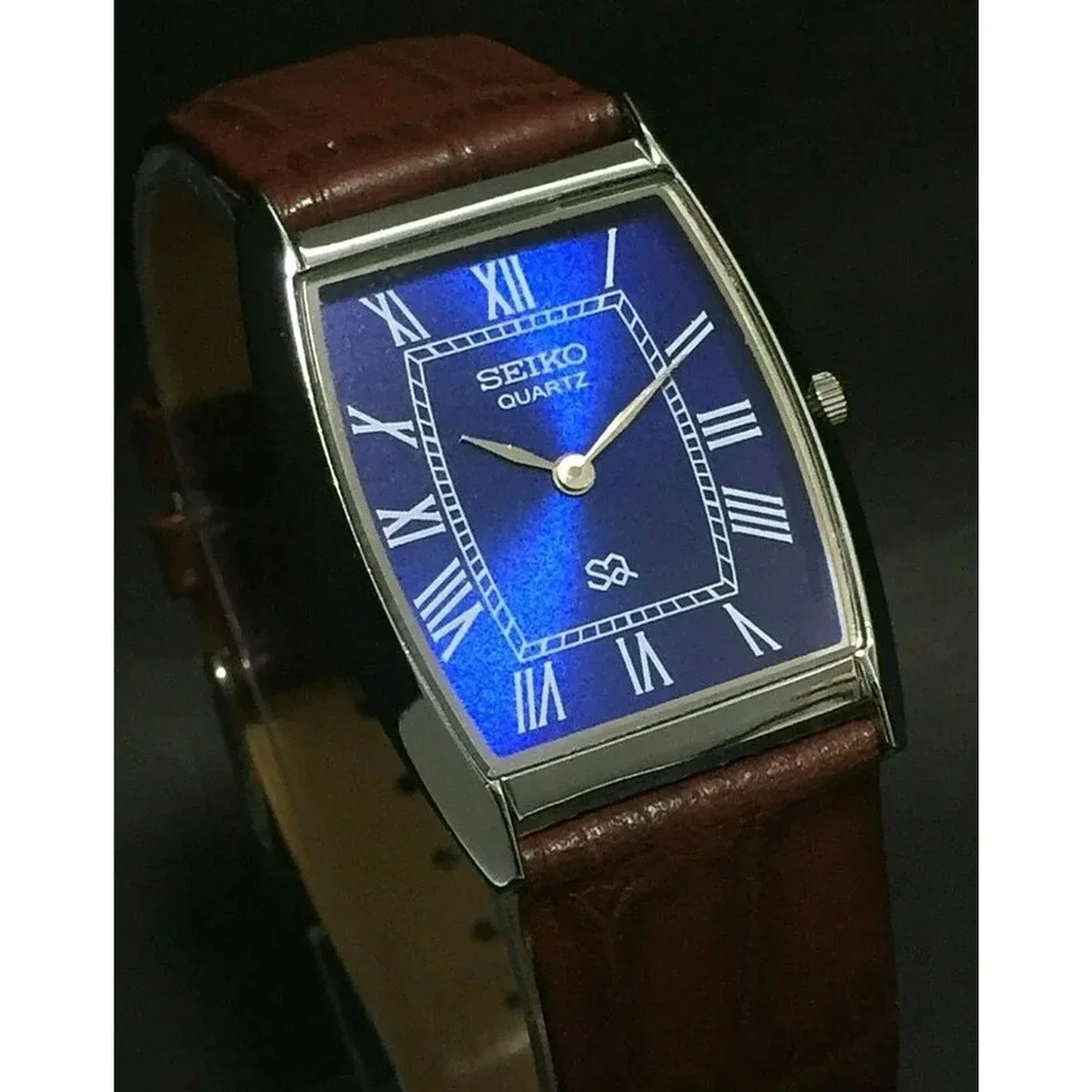 Vintage Style Seiko Quartz Mens Silver Watch & Blue accents W/ Leather Strap